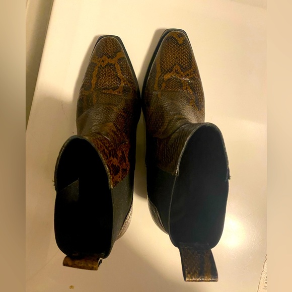 COPY - Everlane Italian Leather Snakeskin Boot - Picture 7 of 8